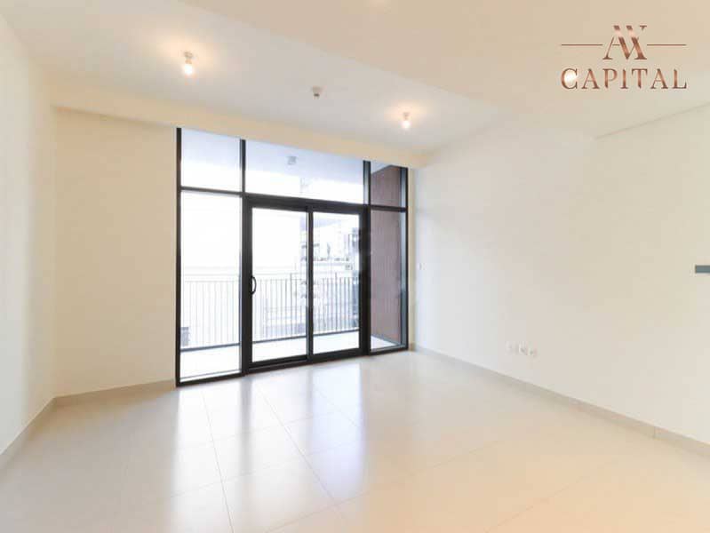 Spacious Appartment | Best Location | Negotiable
