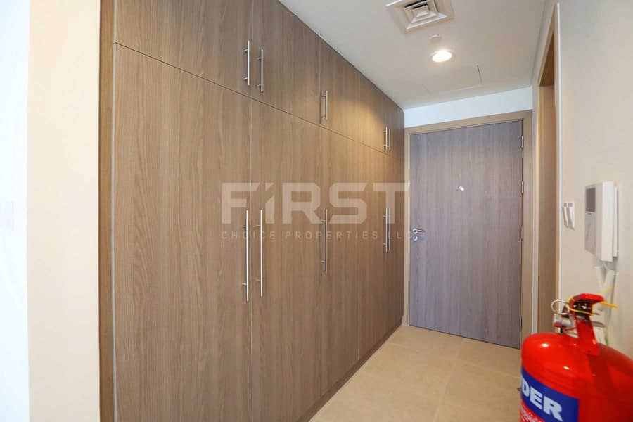 7 Internal Photo of Studio Apartment in Soho Square Residences in Saadiyat Island Abu Dhabi UAE (6). jpg