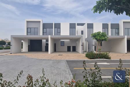 3 Bedroom Villa for Sale in Dubailand, Dubai - Very Well Priced | Ready Now | Single Row