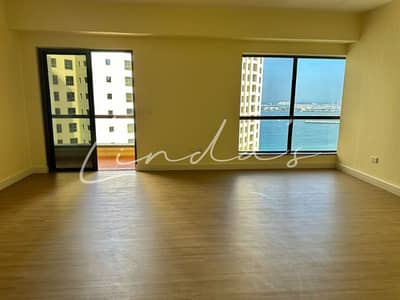 2 Bedroom Apartment for Rent in Jumeirah Beach Residence (JBR), Dubai - Sea View | Upgraded | Spacious  2 bedrooms With Storage