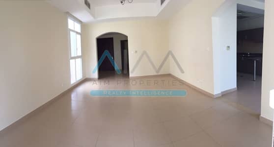 Distress Deal:4BR+Study+Maid Single Row! Distress Deal:4BR+Study+Maid Single Row!