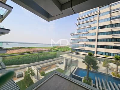 2 Bedroom Flat for Rent in Yas Island, Abu Dhabi - Move In Today | Full Sea View | With Beach Access