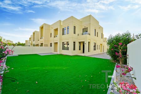 4 Bedroom Townhouse for Rent in Reem, Dubai - Good location | Huge plot | Proper Home
