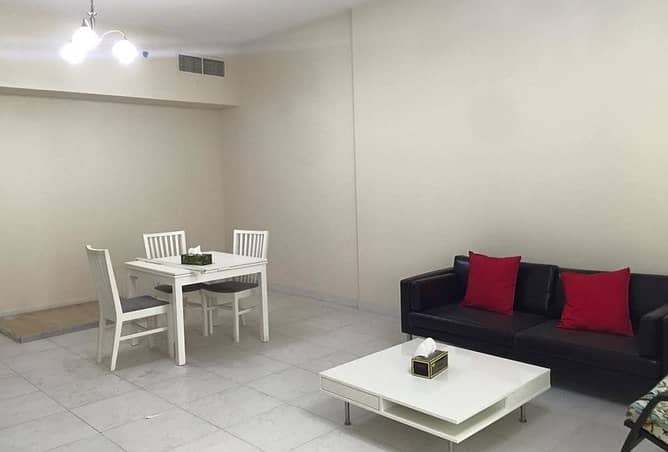 HUGE APARTMENTS / GOOD LOCATION /FOR RENT
