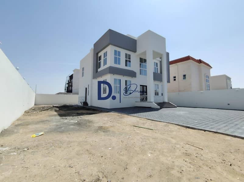 Modern villa 5BR +Maids room in Riyadh city