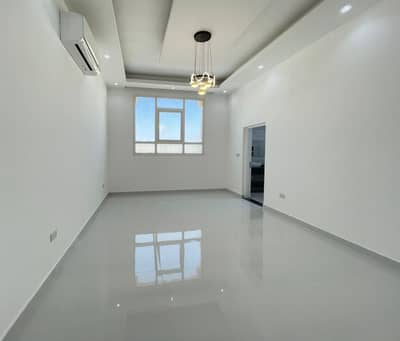 4 Cпальни Апартамент в аренду в Аль Шамха, Абу-Даби - Z7OikfYBsnQG7qC7mreXl0TZhMhebA2AEjYWeXgP