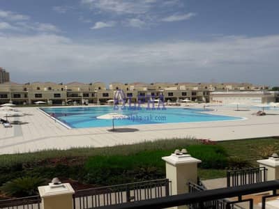 4 Bedroom Villa for Sale in Al Hamra Village, Ras Al Khaimah - Beautiful Pool View! Unfurnished Villa in Al Hamra