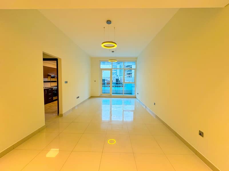 Квартира в Аль Джадаф，Emerald Jadaf Metro Building, 2 cпальни, 95000 AED - 8799851