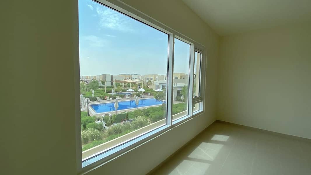 位于迪拜南部街区，艾玛尔南区，乌尔巴纳住宅综合体 2 卧室的公寓 80000 AED - 7658440