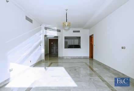 2 Bedroom Flat for Sale in Palm Jumeirah, Dubai - Skyline Dubai Marina View | Upgraded Kitchen | VOT