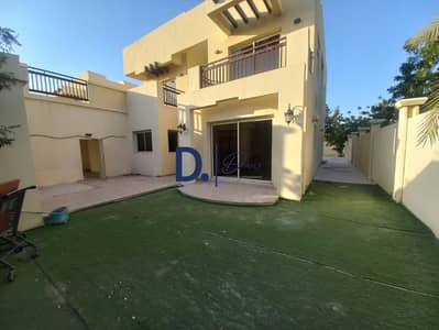 فیلا 4 غرف نوم للايجار في بني ياس، أبوظبي - فیلا في بوابة الشرق،بني ياس 4 غرف 155000 درهم - 8918137