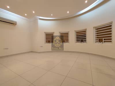 4 Bedroom Flat for Rent in Al Hayl, Fujairah - 6luTc9pUnZt1XGsWpCyhZIphC3mWS6ejPNTqeZCB