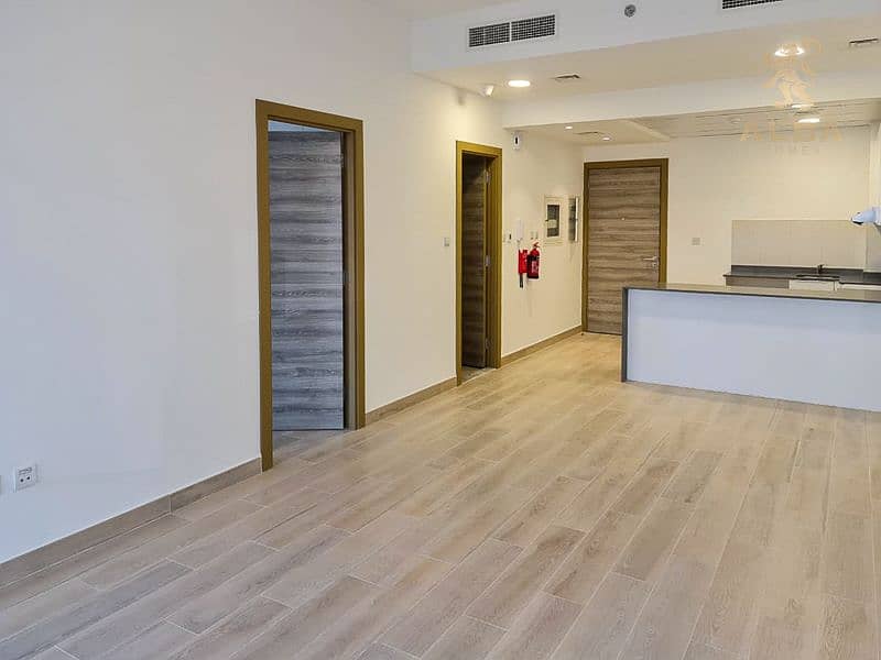 4 UNFURNISHED 1BR APARTMENT FOR SALE IN JUMEIRAH VILLAGE CIRCLE JVC (4). jpg