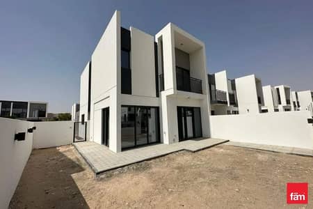 4 Bedroom Townhouse for Sale in Dubailand, Dubai - Corner Unit | Biggest Plot | Handover soon