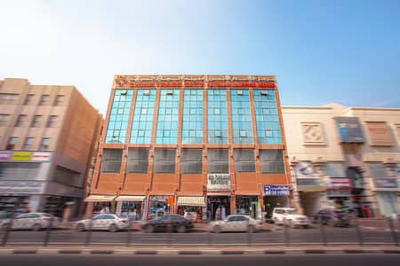 محل تجاري  للايجار في ديرة، دبي - WF5A0281 copy. jpg