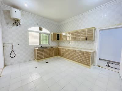 2 Cпальни Апартамент в аренду в Аль Шамха, Абу-Даби - 25yBLwAcasaJjNHcYrzZjoH6Oiek2YOD32josMWk