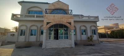 Spacious 6 bedrooms villa is available for rent in Al Turfa sharjah