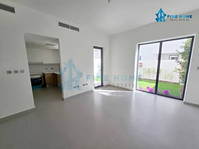 3 Bedroom Townhouse for Rent in Yas Island, Abu Dhabi - Ready to move I Elegant 3BR Double Row End Unit