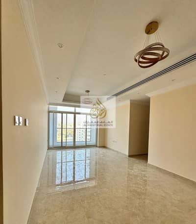 For annual rent in Ajman, offer of the week exclusively available, 3-room apartment and a hall in Al Rawda 3 area. The spaces are very excellent, one
