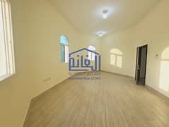 Extra Spacious 3Bedroom Hall Separate Big Kitchen 1st Floor Close to Lulu Courtyard Mall At Madinat Al Riyadh