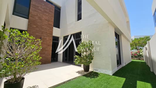 5 Bedroom Villa for Rent in Yas Island, Abu Dhabi - 20240424_121646. jpg
