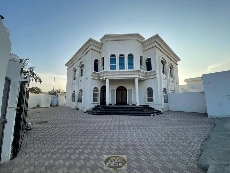 Luxury Villa for rent, nearby City Center, Ajman