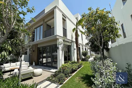4 Bedroom Villa for Sale in Tilal Al Ghaf, Dubai - Four Bedroom | Closed Kitchen | Live Suite