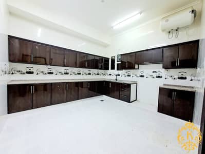 3 Cпальни Апартаменты в аренду в Аль Шамха, Абу-Даби - WhatsApp Image 2024-03-03 at 8.37. 38 PM (1). jpeg