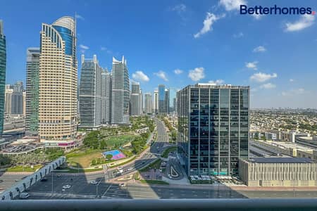 1 Bedroom Apartment for Sale in Jumeirah Lake Towers (JLT), Dubai - Furnished | Lake Facing | Bright and Spacious