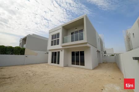 5 Bedroom Villa for Rent in Mudon, Dubai - 5 Bed Villa l Facing Pool  l Premium Location