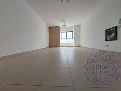 Studio for Rent in Bur Dubai, Dubai - 20231007_120559. jpg