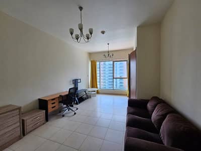 Studio for Rent in Dubai Residence Complex, Dubai - 0186411e-723d-49ba-93f5-2cf1cce296e3. jpg