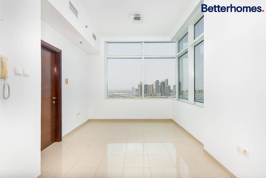 Palm View | High Floor | Balcony with Marina View