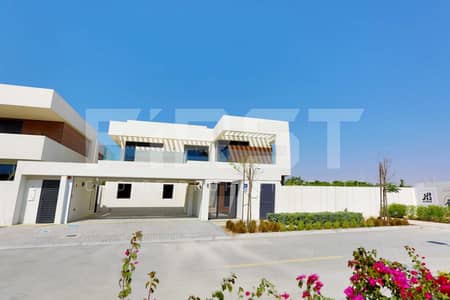 فیلا 5 غرف نوم للايجار في جزيرة ياس، أبوظبي - External Photo of 5 Bedroom Villa in West Yas Yas Island Abu Dhabi UAE(7). jpg