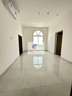 شقة في الشوامخ 3 غرف 100000 درهم - 8925783