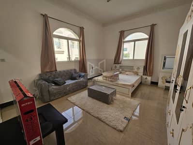 Royal Finishing Furnished Studio with Sep Kitchen/Nice Layout/Sunlight View/M-3400