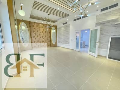 3bhk duplex close to Dubai with wardrobe and parking available