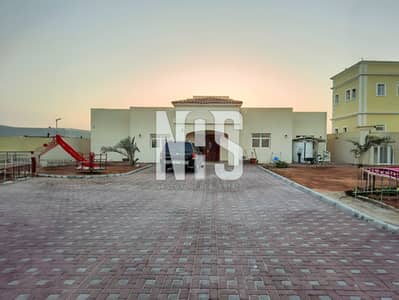3 Bedroom Villa for Sale in Madinat Al Riyadh, Abu Dhabi - Luxurious Villa Haven | Unmatched Elegance and Comfort Await