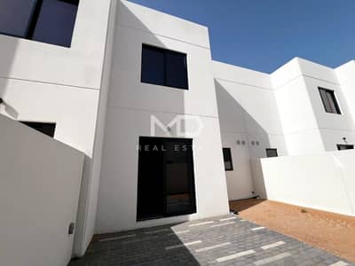 2 Bedroom Townhouse for Rent in Yas Island, Abu Dhabi - Ready to Move In | Brand New | Great Community