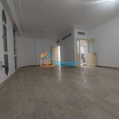 3 Bedroom Flat for Rent in Hamdan Street, Abu Dhabi - WhatsApp Image 2024-04-29 at 4.38. 19 PM. jpeg