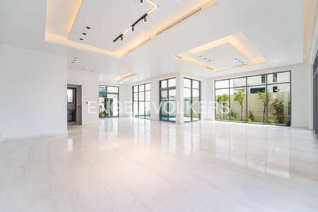 6 Bedroom Villa for Sale in Nad Al Sheba, Dubai - Luxury Finishing | Private Pool | Motivated Seller