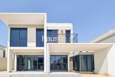 5 Bedroom Villa for Rent in Tilal Al Ghaf, Dubai - Open Kitchen | Massive Plot | Single Row