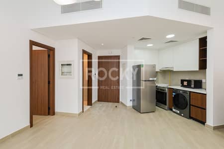 شقة 1 غرفة نوم للايجار في قرية جميرا الدائرية، دبي - شقة في لا فيتا بيلا،الضاحية 10،قرية جميرا الدائرية 1 غرفة 90000 درهم - 8928044