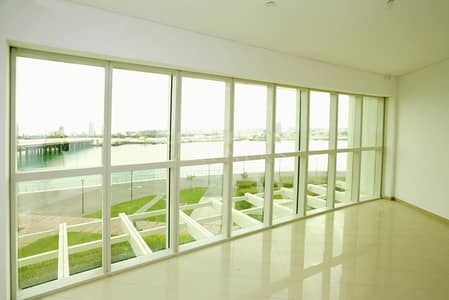 2 Bedroom Apartment for Sale in Al Reem Island, Abu Dhabi - Spacious Apt |  Canal View | Opp Reem Mall
