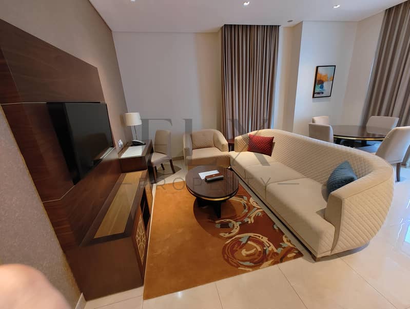 Bright | Spacious | SERVICED | Burj and Canal view