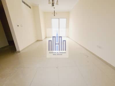 SPACIOUS 2BHK APARTMENT WITH COVERED PARKING BUILT IN WARDROBES ON A VERY PRIME LOCATION EXCLUSIVELY FOR FAMILIES
