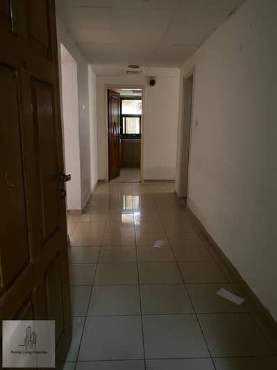 2BKH full family bulding apartment neat and clean area chiller free bulding available for rent in Al qasmia Sharjha