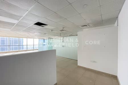 Office for Sale in Jumeirah Lake Towers (JLT), Dubai - Fully Furnished Office | Partitioned | Mid Floor