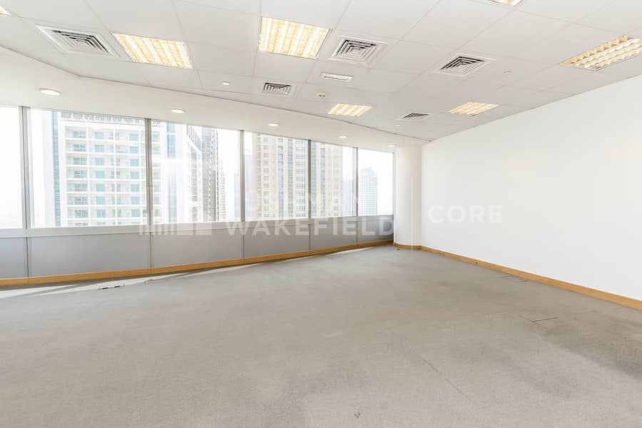 Fitted with Partitions | High Floor | DMCC License