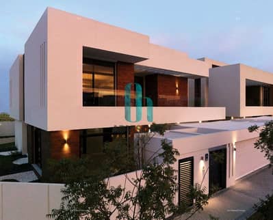 5 Bedroom Villa for Sale in Yas Island, Abu Dhabi - 56b93f82bf272f776cabf47aceb749c5b088ea46. jpg